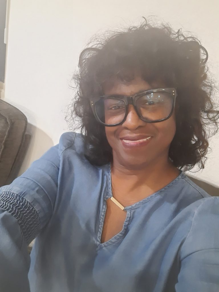 Black Rose Award Winner Tina Darling, Director of Education at American Career College, Ontario, and Chair of the Nursing and Health Ministry at New Hope Missionary Baptist Church.